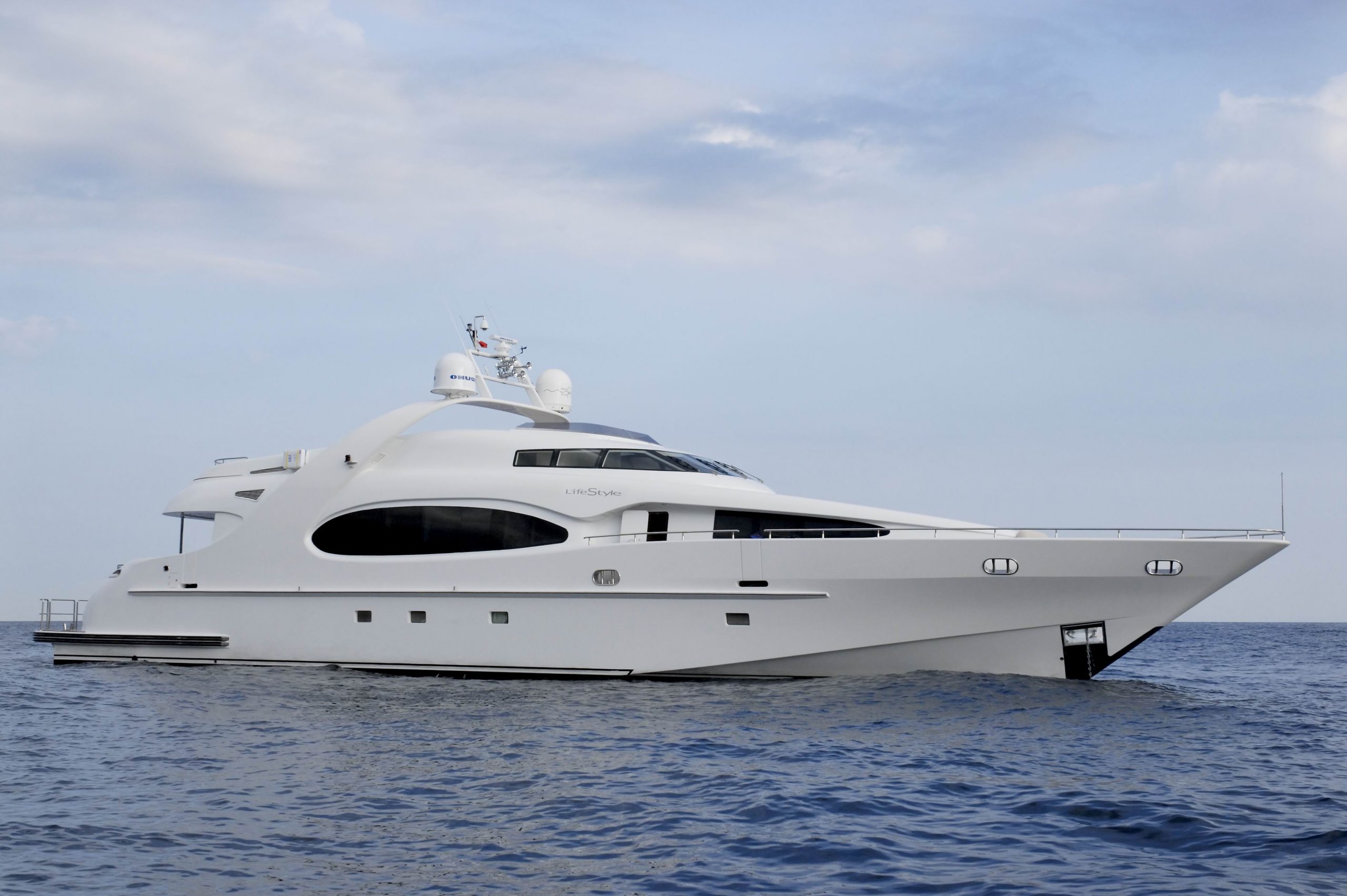 36m Life Style | Motor Yacht